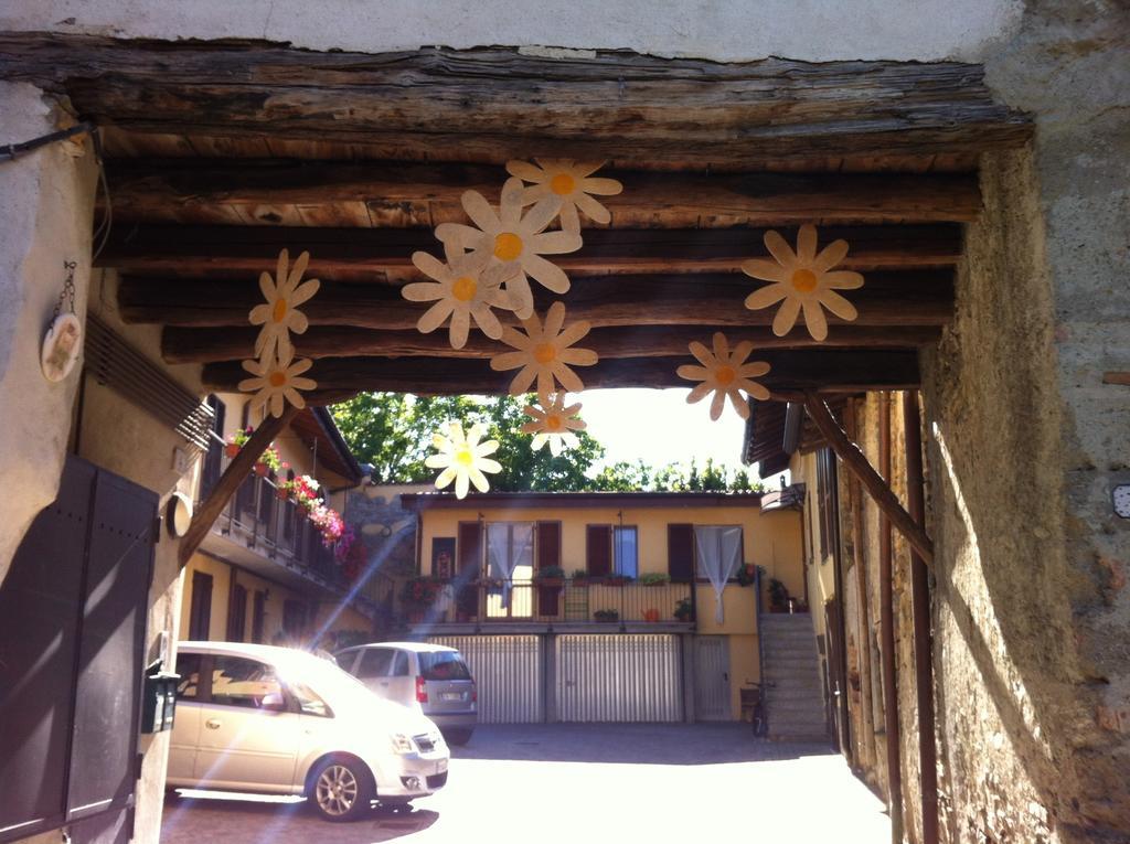 B&B Il Portico Del Conte Bosisio Parini Habitación foto